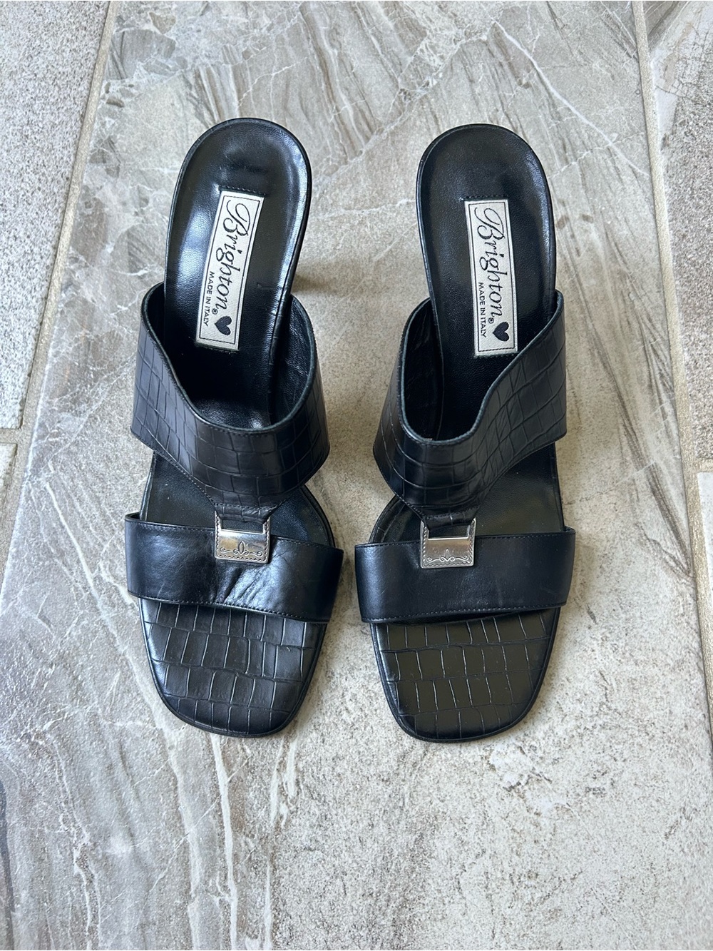 Brighton Ryan Black Croc-Embossed Leather Sandals, Size 8.5N